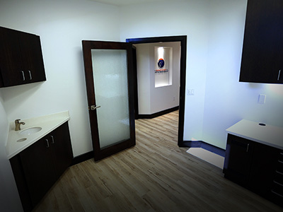 Huntington-Beach Office - Patient Room - INT